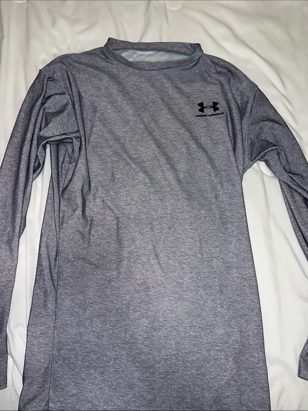 Under Armour Men’s Grey Heather Long Sleeve Performance Tee